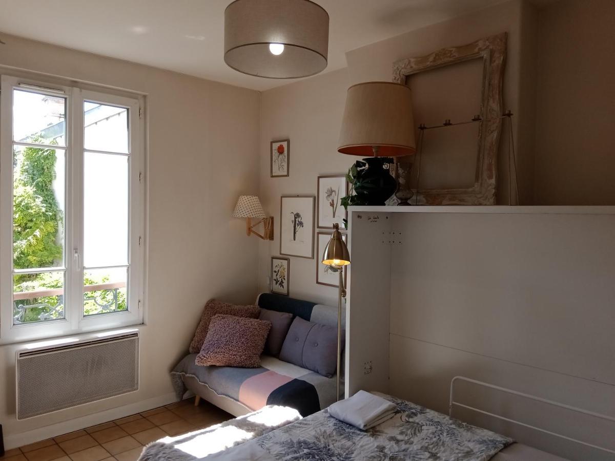 Paris Authentic House Small, Bright And Calm Studio Extérieur photo